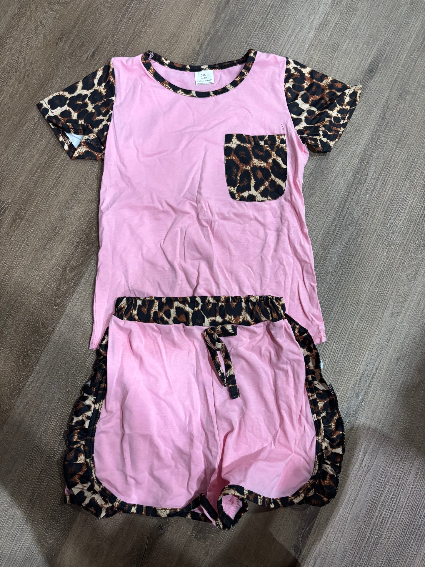 Pink Leopard Set 7/8