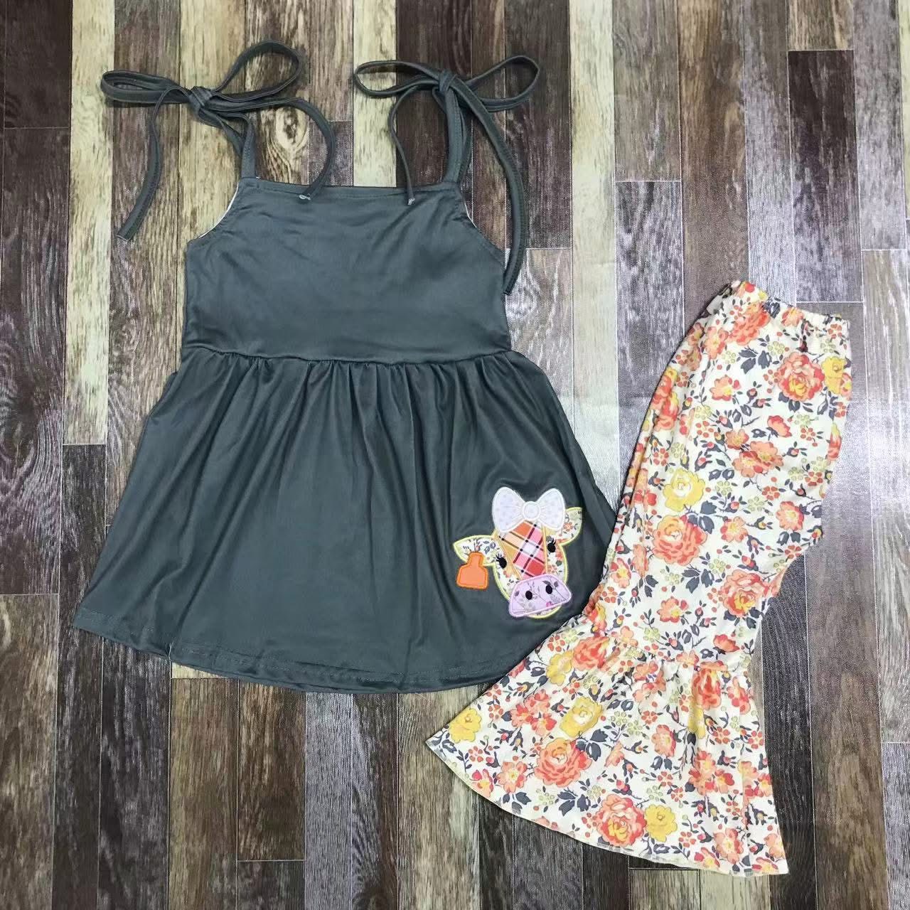 Floral Cow Tank Set