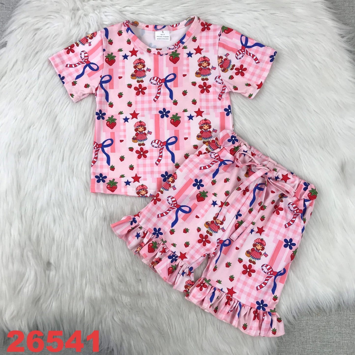 Strawberry Friends Shorts Set