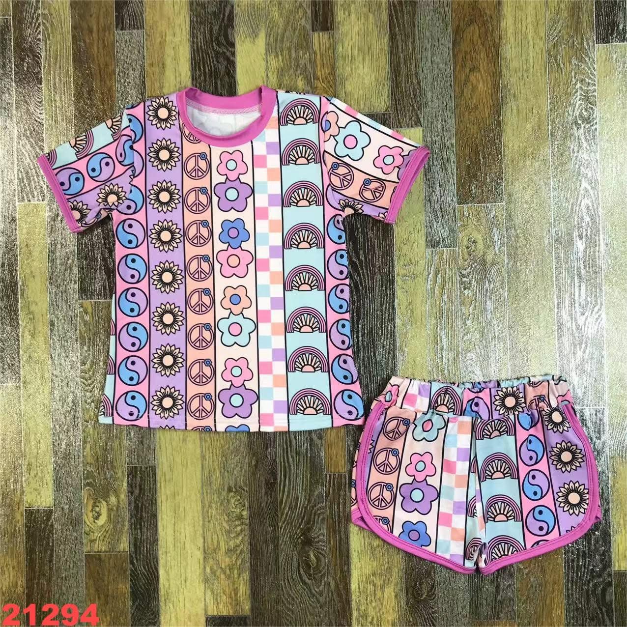 Groovy Shorts Set