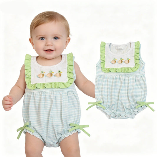 Three Little Ducks Bow Bubble