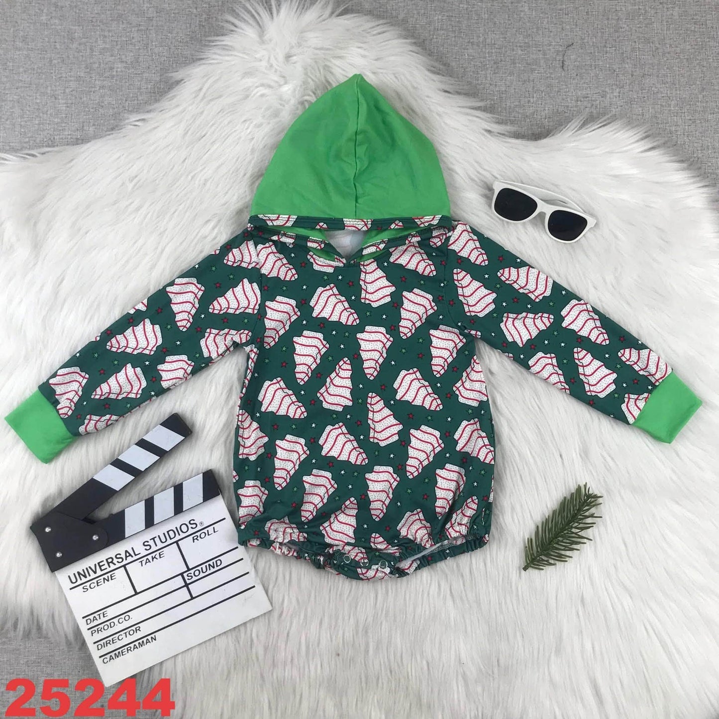 Christmas Tree Snacks Hooded Bubble