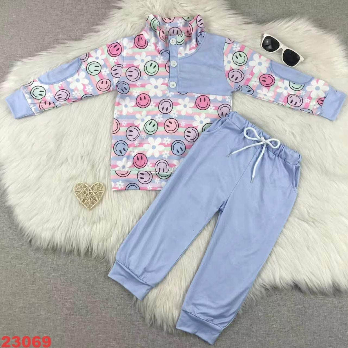 Blue Retro Smiley Face Pullover Set