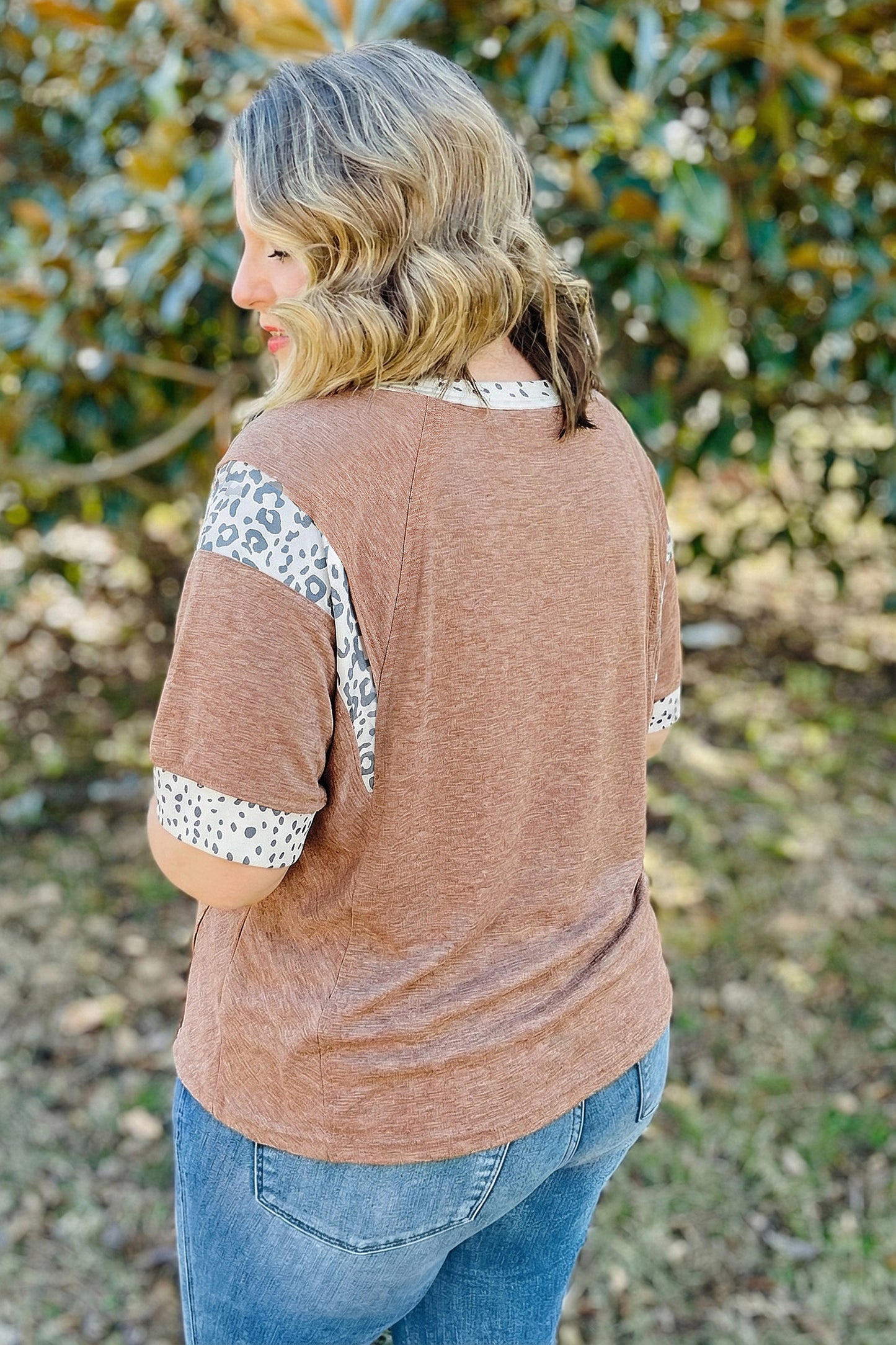 Chestnut Animal Color Block Patchwork Plus Size Tee