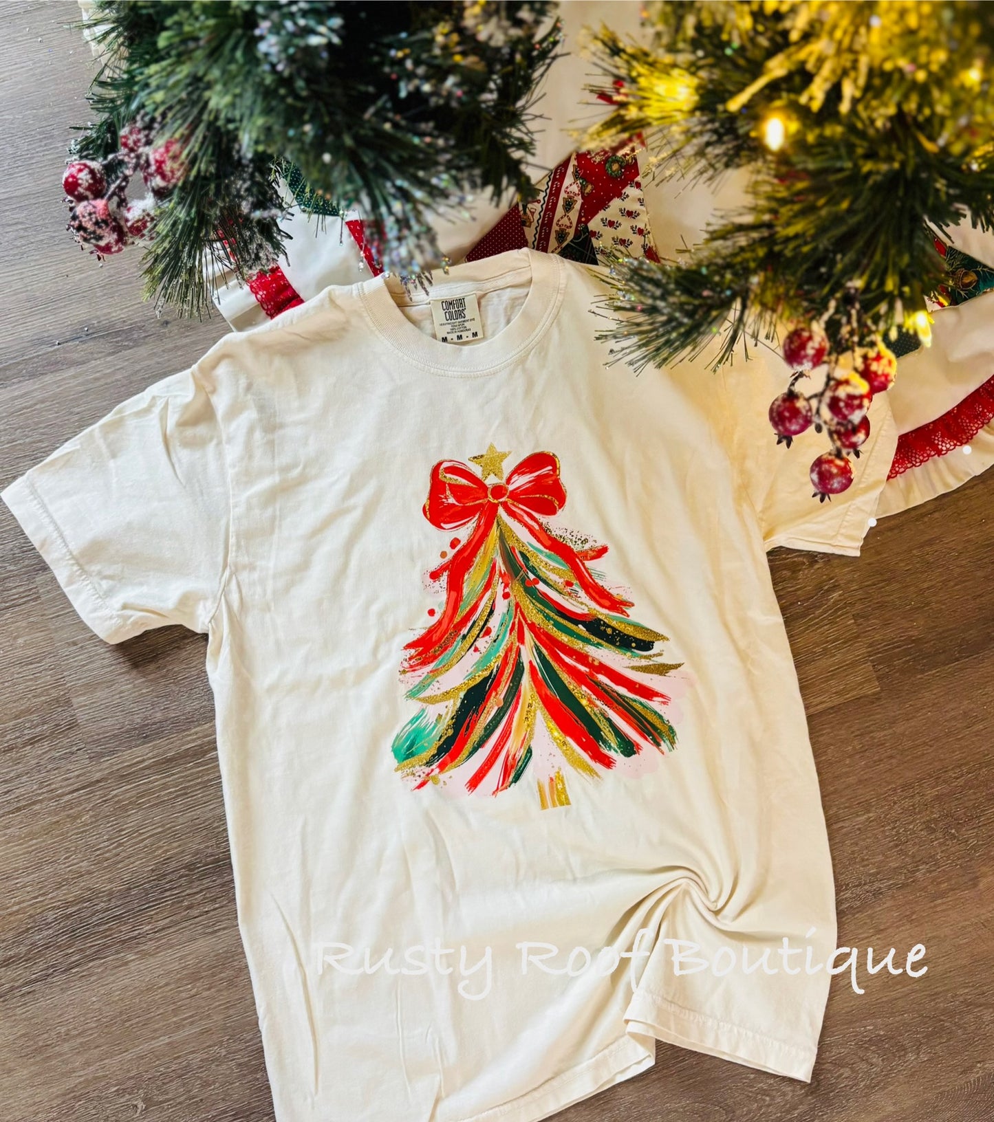 Trendy Bow Christmas Tree Tee