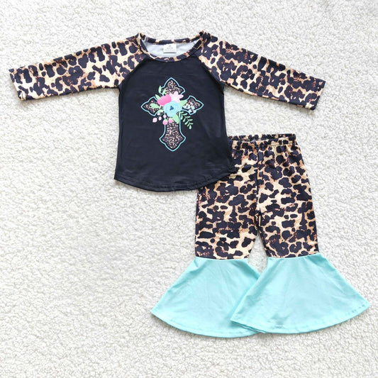 Leopard Cross Flower Set
