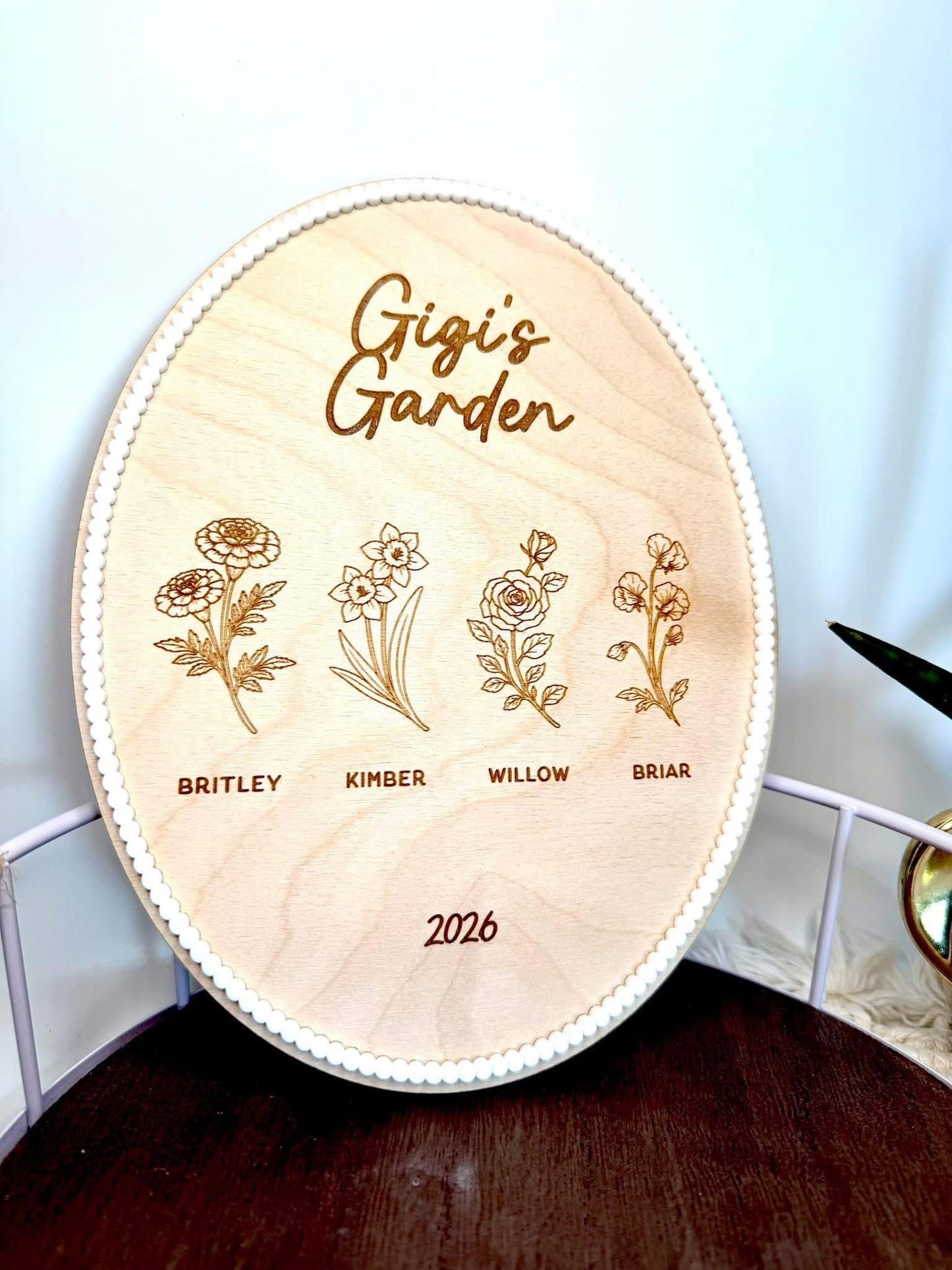 Custom Garden Round
